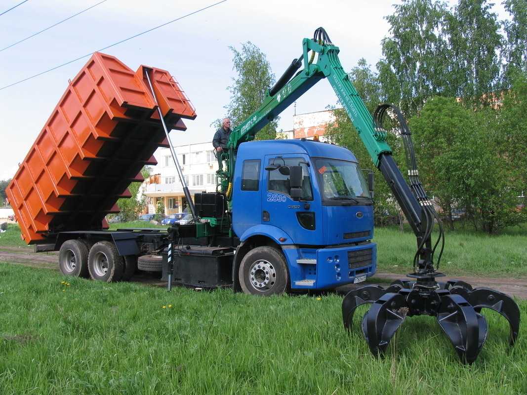 Арендовать металловоз 15т, Ford Cargo в Санкт-Петербурге по цене от 16000  рублей за смену